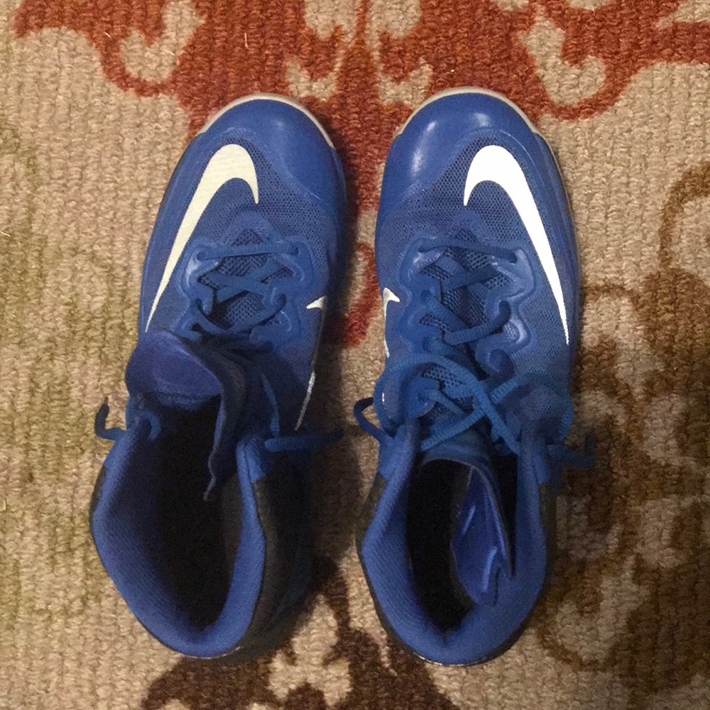 Men’s Nike basketball shoes